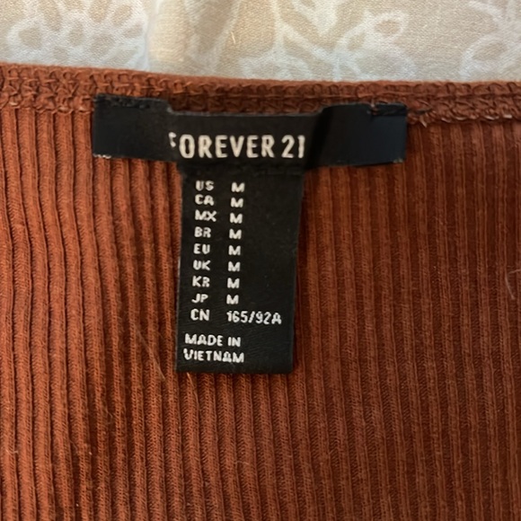 Forever 21 Crop Top - Picture 2 of 2